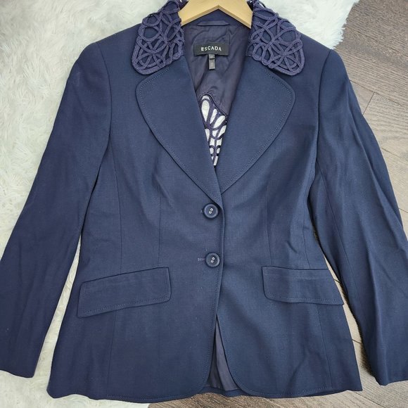 Escada Blazer - Picture 2 of 7